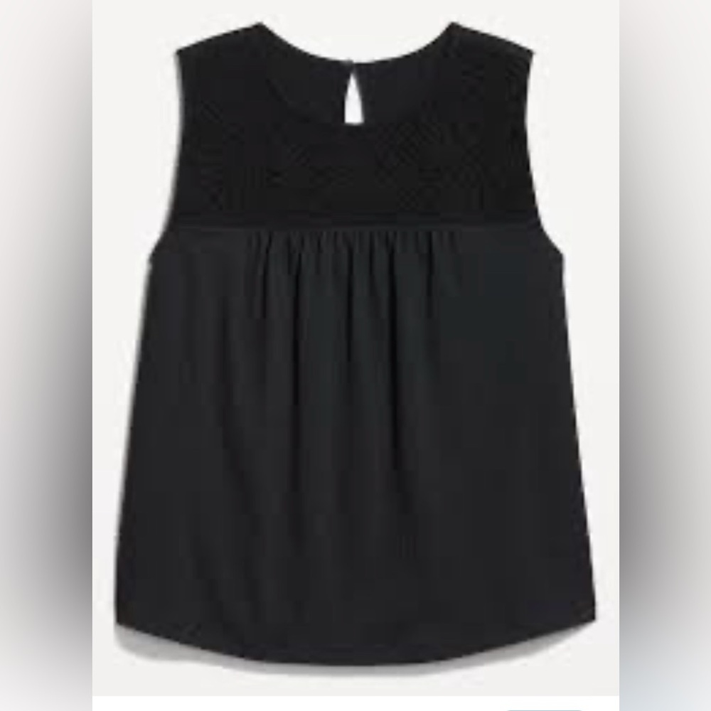 Old Navy Black Crochet Trapeze Tank NWT